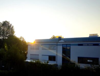 Fast wie Rampenlicht - Sonnenaufgang @Job bei Resis-Tec