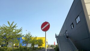 Nicht ganz Verbot der Einfahrt?