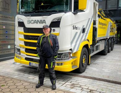 Eine Woche in Handwerker-Uniform, der Scania stand da nur passend herum 😁