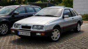 Ford Sierra XR4i auf einem Parkplatz, ein echter Treffer für meinen Retrofimmel ;-)