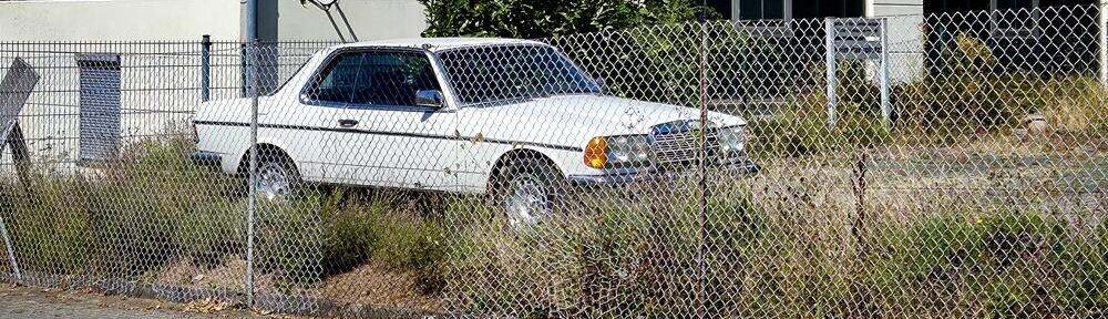 Ein Mercedes C 123 als Futter für den Retrofimmel.